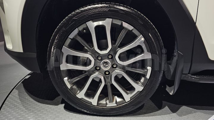 KGM (Ssangyong) Torres 2023 — 5
