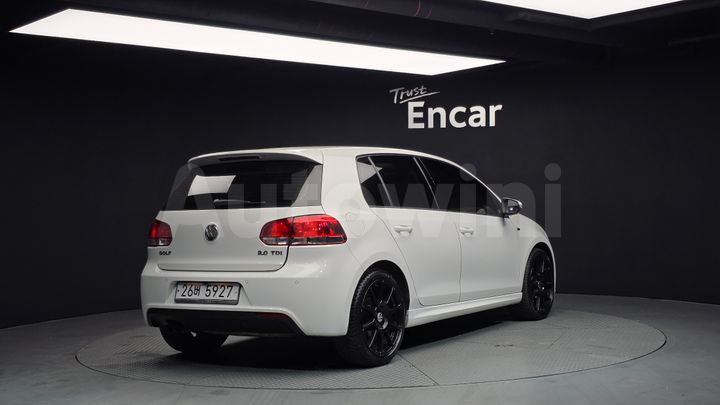Volkswagen Golf 2013 — 2