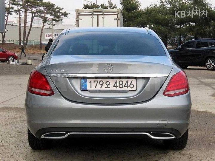 Mercedes-Benz C Class 2016 — 4