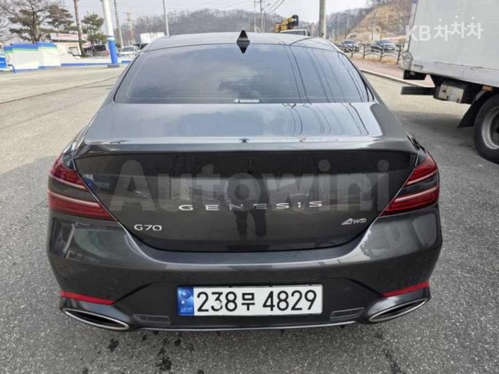 Genesis G70 2024 — 5