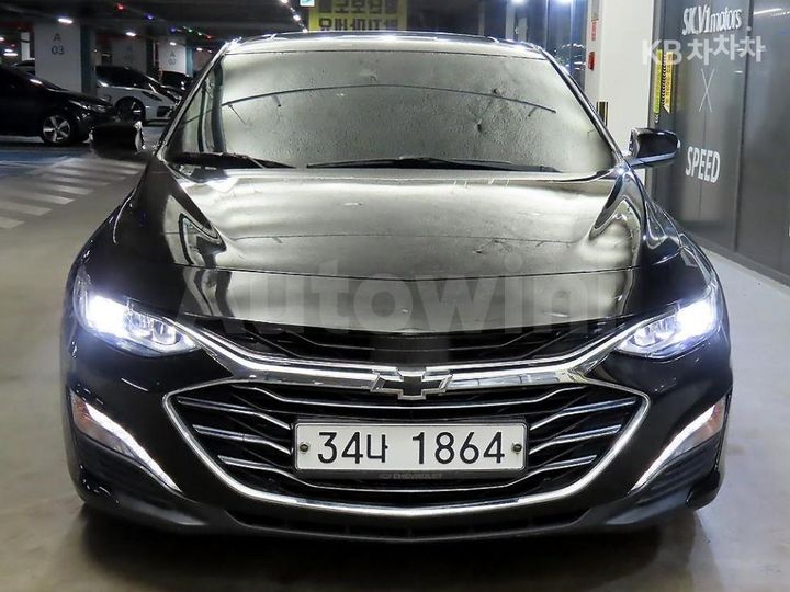 Chevrolet Malibu 2019 — 2