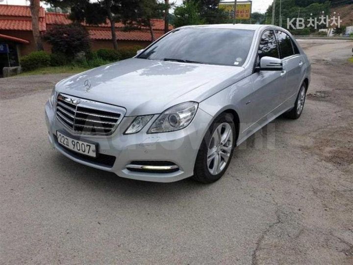 Mercedes Benz E Class 2011 — 2