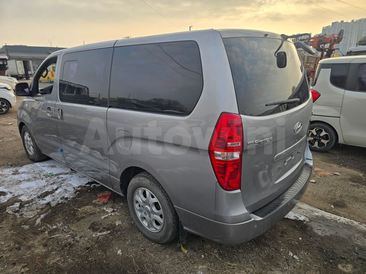Hyundai Starex 2015 — 3