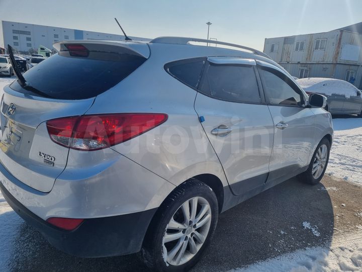 Hyundai Tucson 2011 — 5