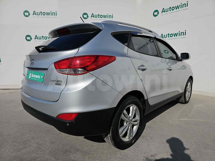 Hyundai Tucson 2011 — 5