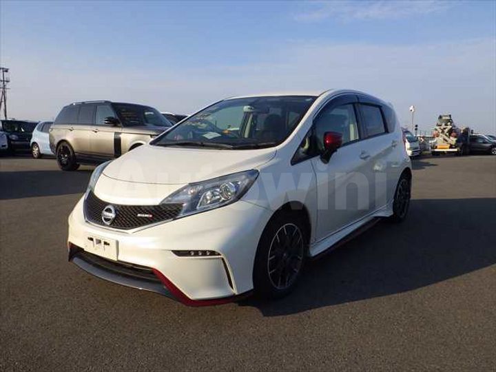 Nissan Note 2015 — 3