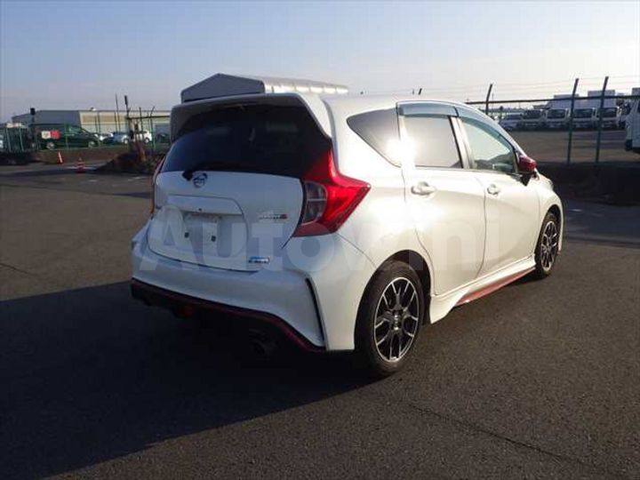 Nissan Note 2015 — 4