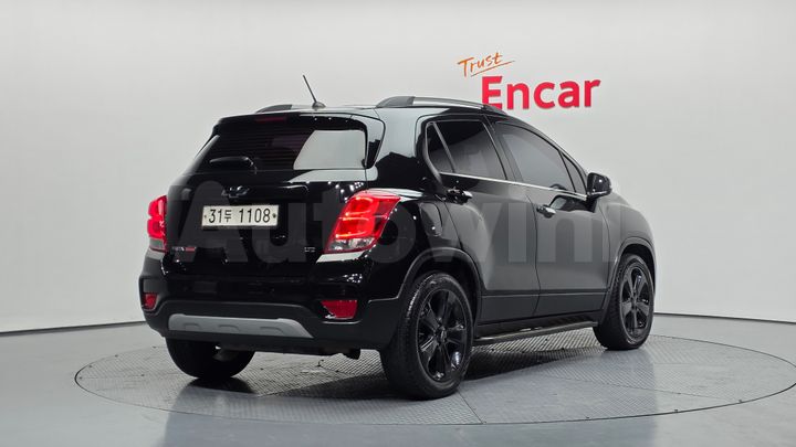 Chevrolet Trax 2017 — 2