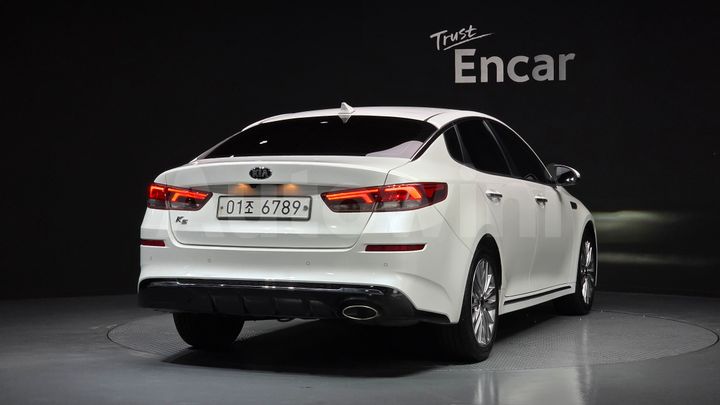 Kia K5 2019 — 2