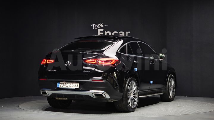 Mercedes Benz GLE Class 2023 — 2