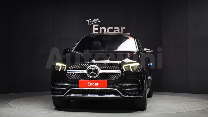 Mercedes Benz GLE Class 2023 — 3