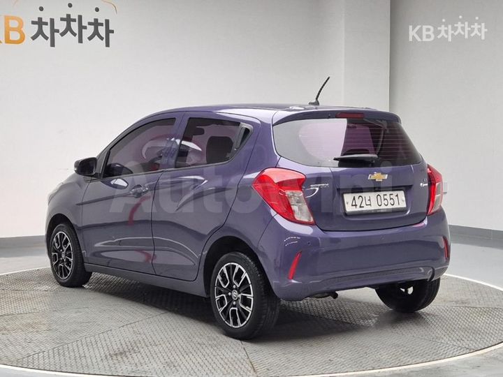 Chevrolet Spark 2017 — 2