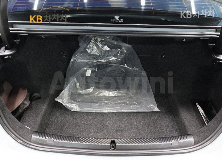 BMW 5 Series 2024 — 5