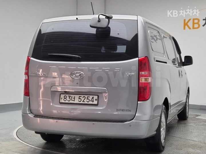 Hyundai Starex 2017 — 3