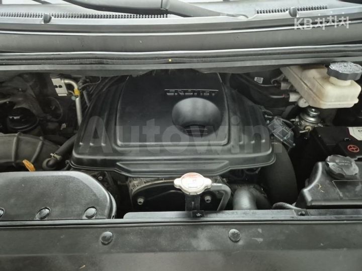 Hyundai Starex 2017 — 5
