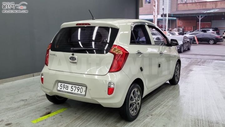 Kia Morning 2011 — 2
