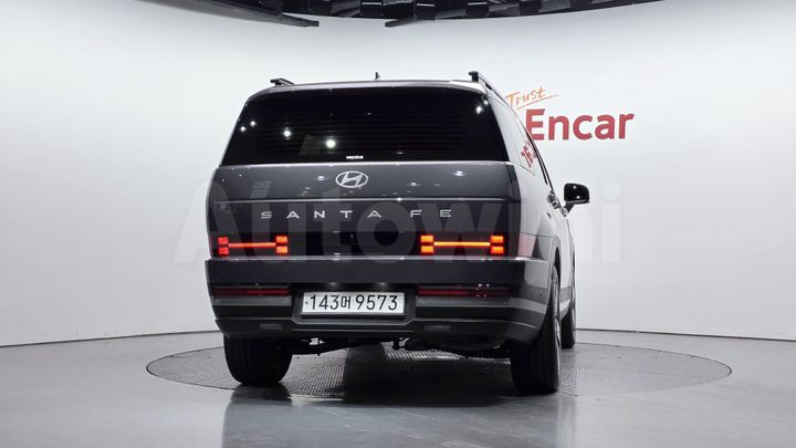 Hyundai SantaFe 2025 — 4