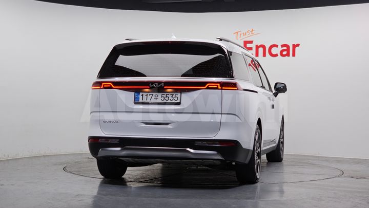Kia Carnival 2023 — 4