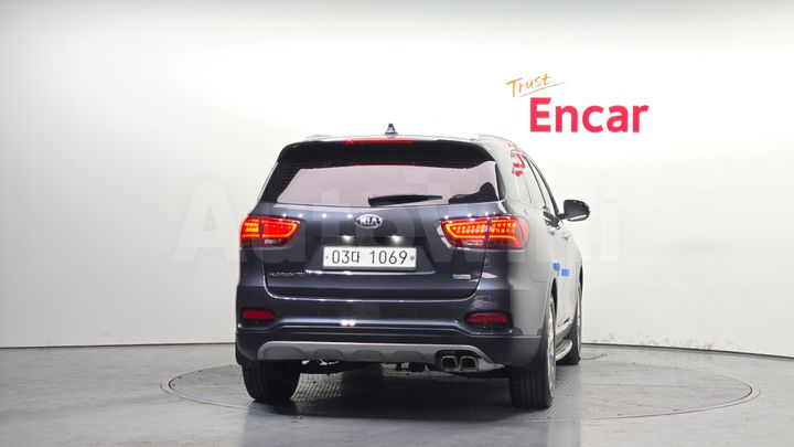 Kia Sorento 2018 — 4