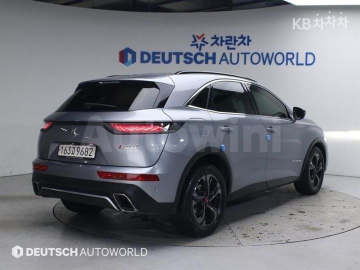 Citroen DS7