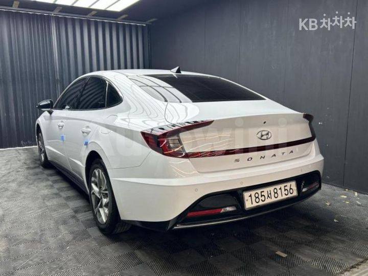 Hyundai Sonata 2022 — 2
