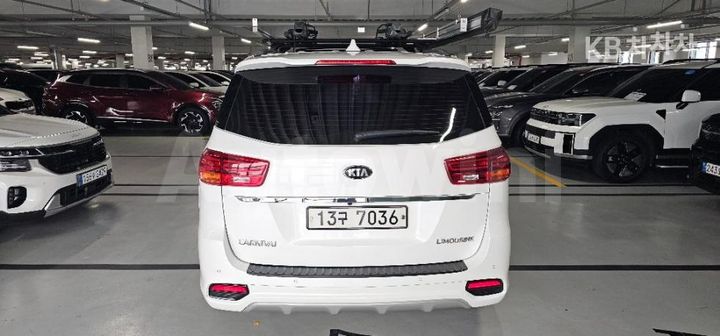 Kia Carnival 2019 — 4
