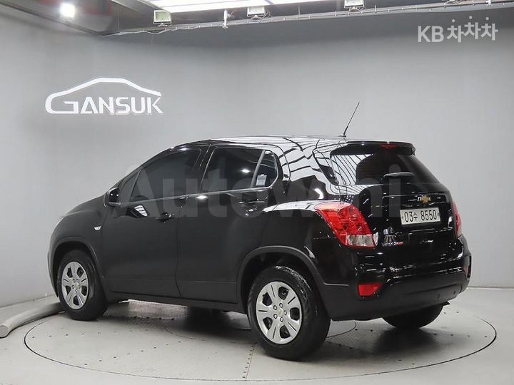 Chevrolet Trax 2017 — 3