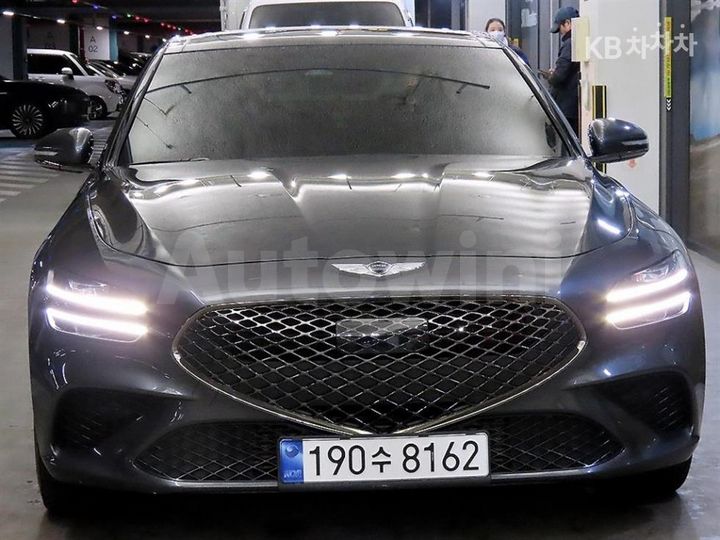 Genesis G70 2021 — 2