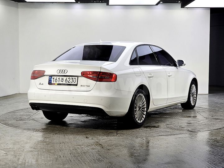 Audi A4 2013 — 4