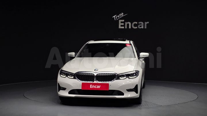 BMW 3 Series 2020 — 3