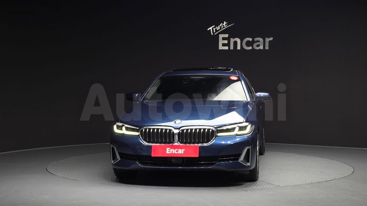 BMW 5 Series 2021 — 3