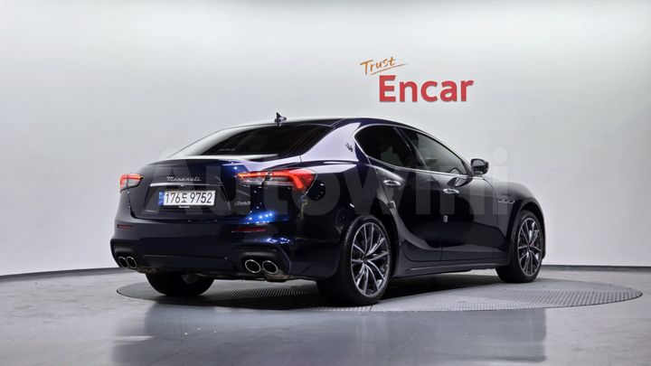 Maserati Ghibli 2022 — 2