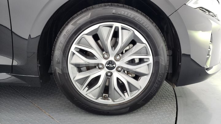 Kia K5 2023 — 5
