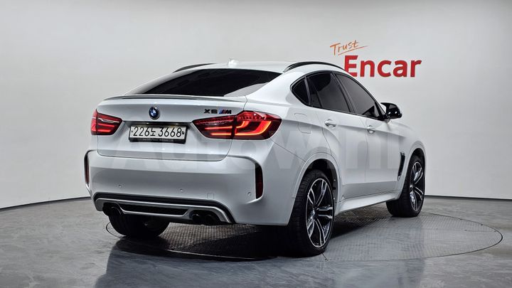 BMW X6M