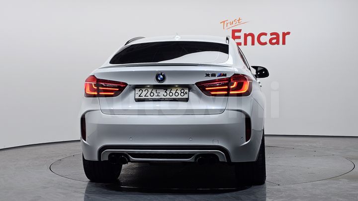BMW X6M 2017 — 4