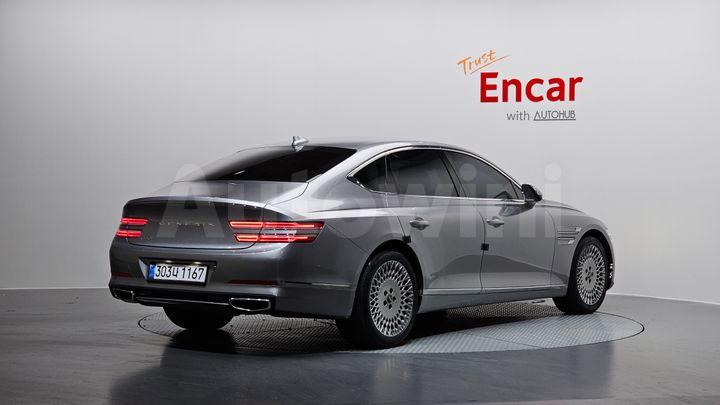Genesis G80 2022 — 2