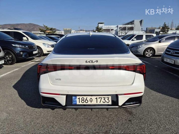 Kia K5 2024 — 3
