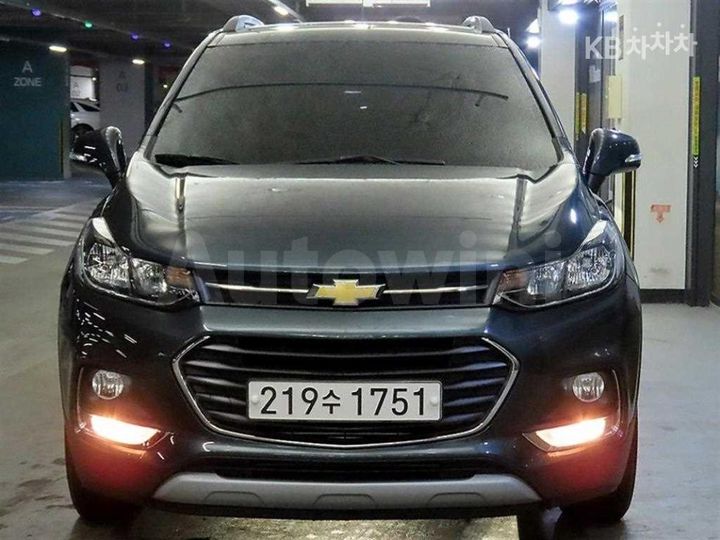Chevrolet Trax 2020 — 2