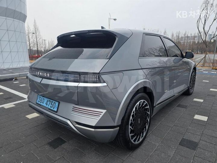 Hyundai Ioniq5 2022 — 4