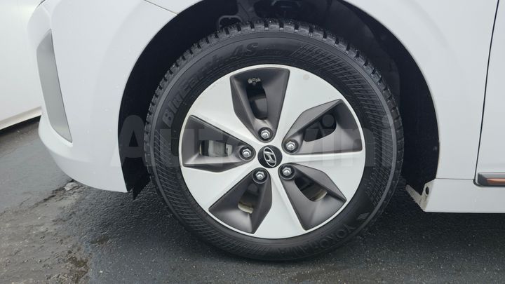 Hyundai Ioniq 2019 — 5