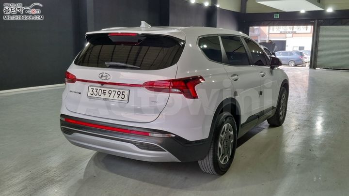 Hyundai SantaFe 2022 — 2
