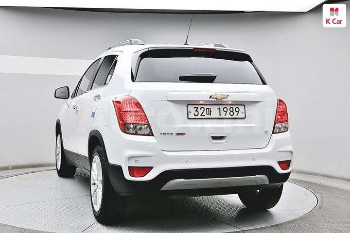 Chevrolet Trax 2019 — 2