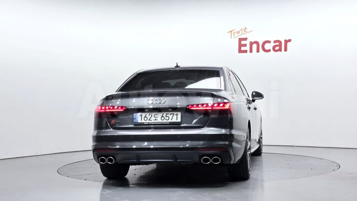 Audi S4 2021 — 4