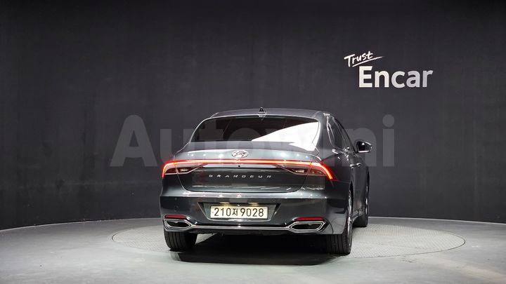 Hyundai Grandeur 2022 — 4