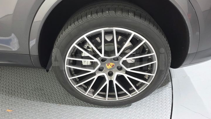 Porsche Cayenne 2020 — 5