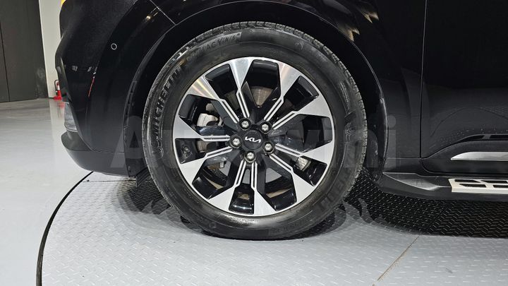 Kia Carnival 2022 — 5