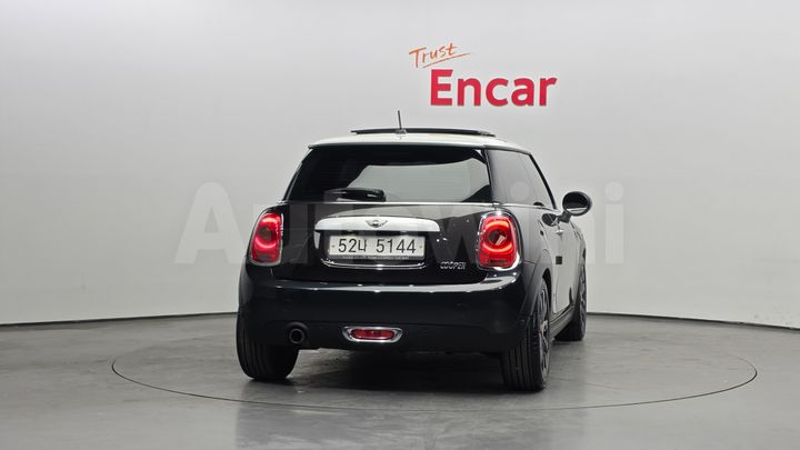 Mini Cooper 2015 — 4