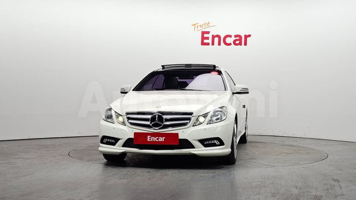 Mercedes Benz E Class 2011 — 3