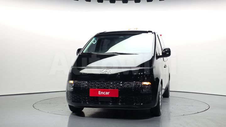 Hyundai Staria 2023 — 3