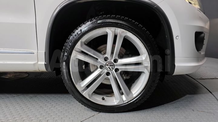Volkswagen Tiguan 2013 — 5